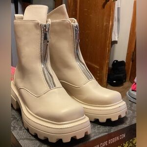 Cape Robbin Kyndall Off White Combat boots